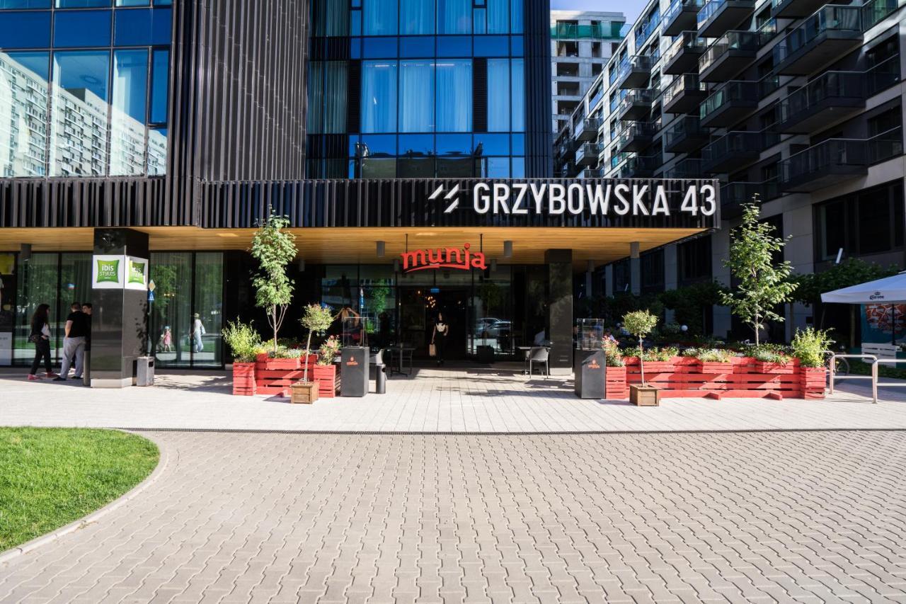 Vipwarsawapartments Onyx Mennica Residence Екстериор снимка