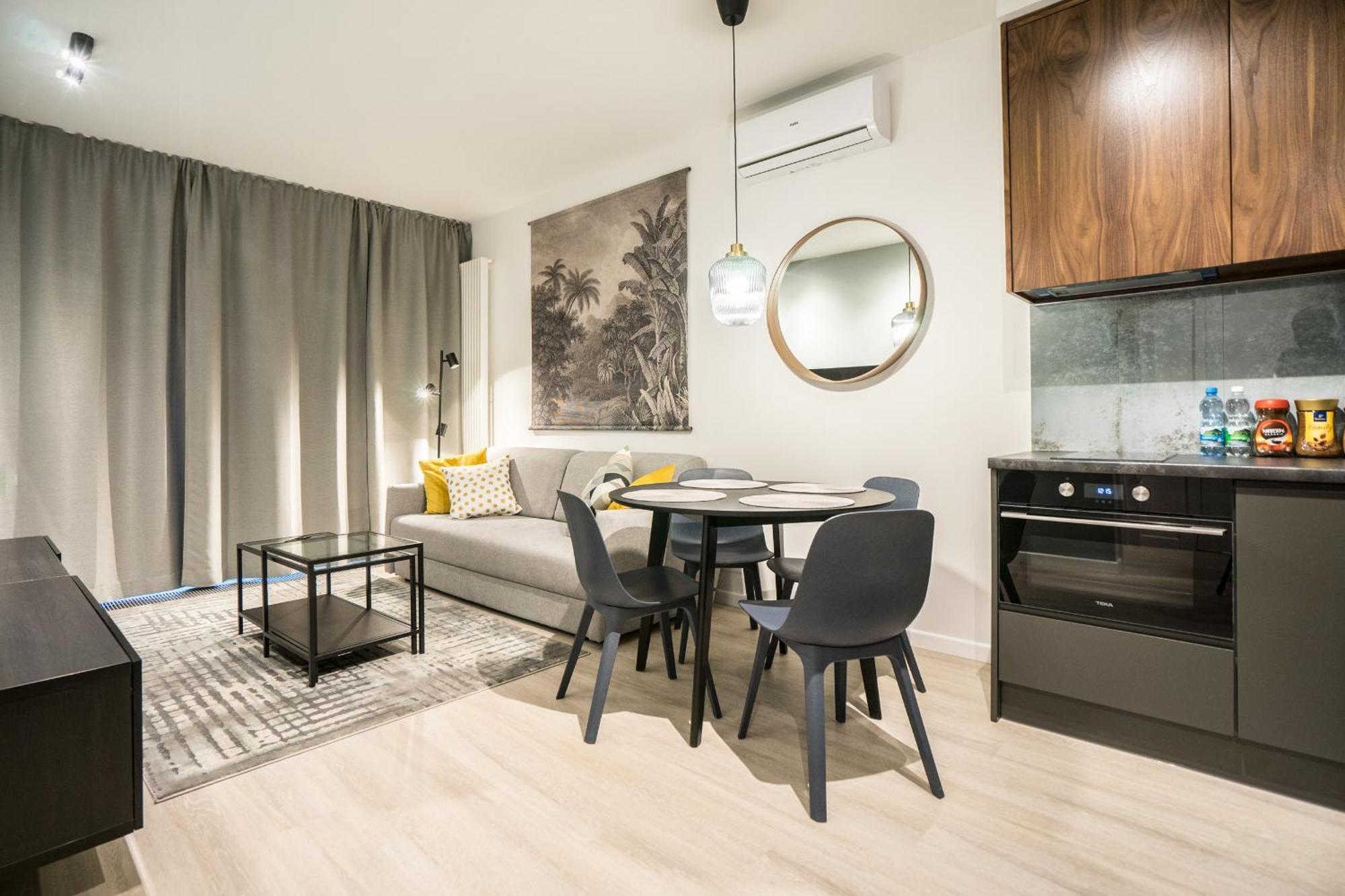 Vipwarsawapartments Onyx Mennica Residence Екстериор снимка