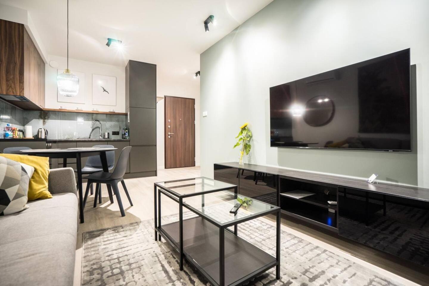 Vipwarsawapartments Onyx Mennica Residence Екстериор снимка
