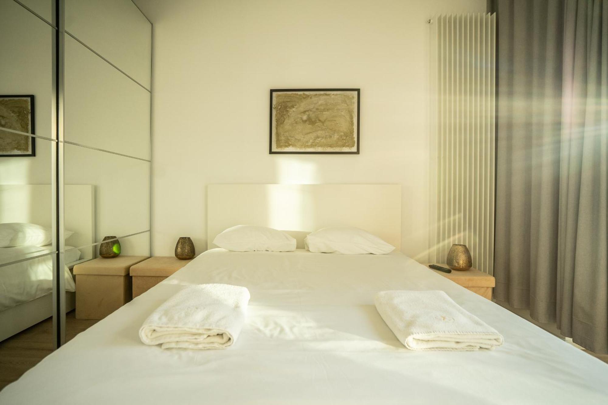 Vipwarsawapartments Onyx Mennica Residence Екстериор снимка
