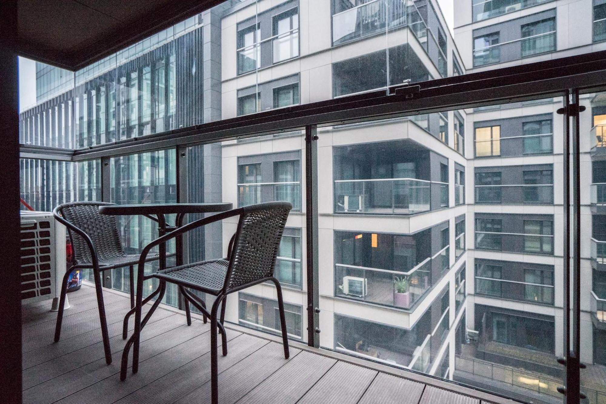 Vipwarsawapartments Onyx Mennica Residence Екстериор снимка