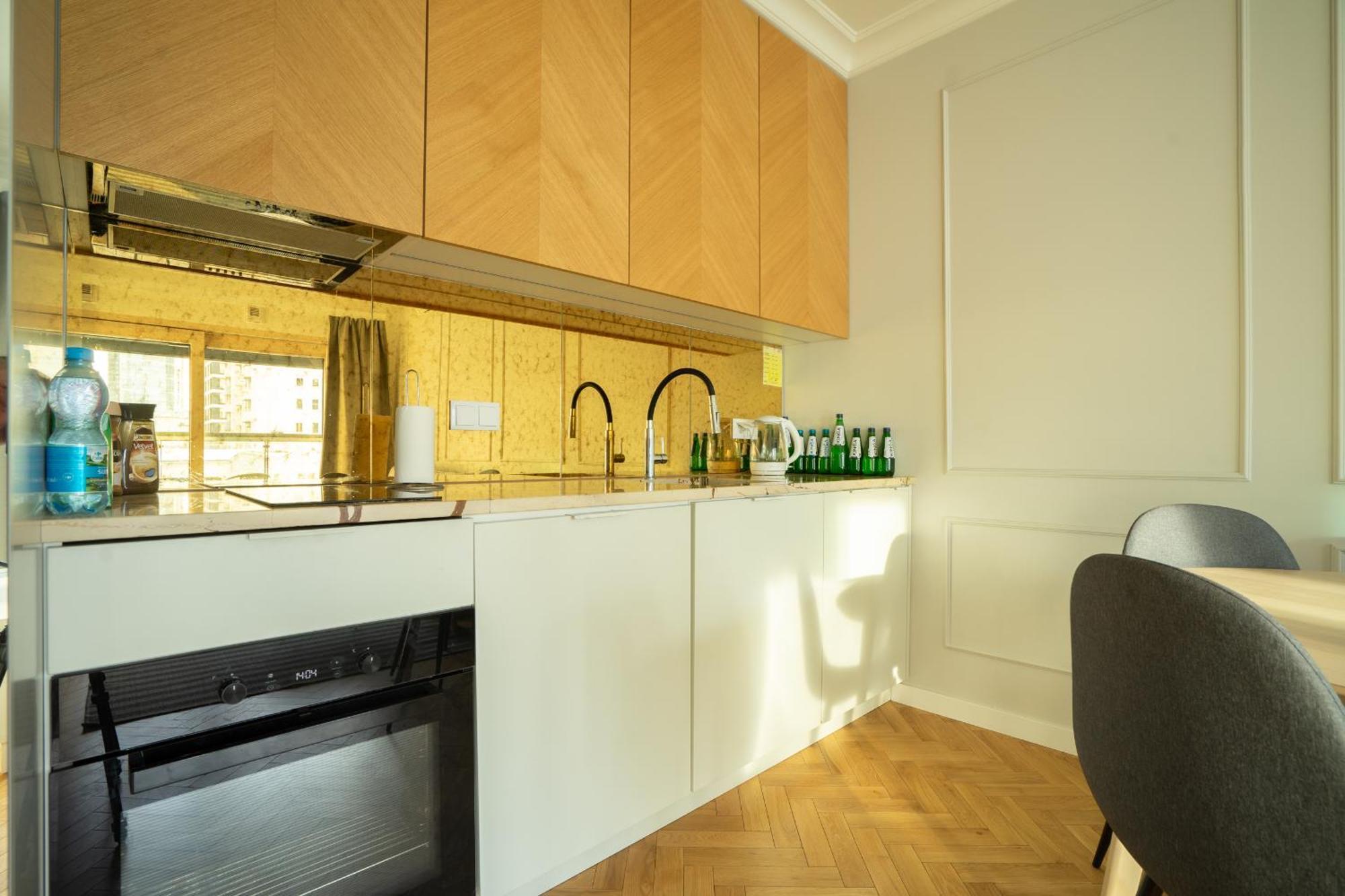 Vipwarsawapartments Onyx Mennica Residence Екстериор снимка