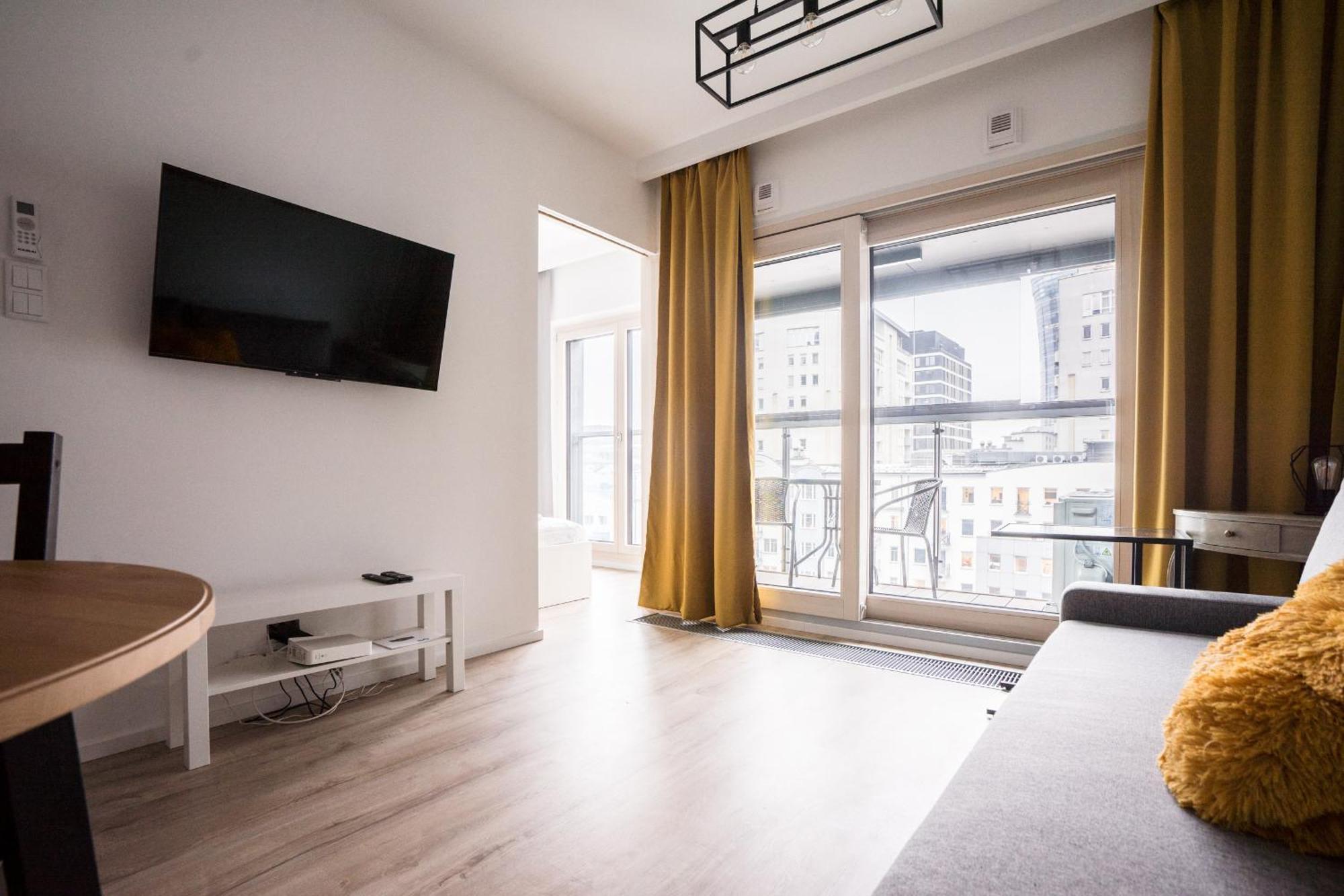 Vipwarsawapartments Onyx Mennica Residence Екстериор снимка
